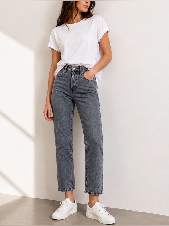 Levi's Denim - Levi’s Wedgie Straight Jeans High Rise 90s Cropped Grey Women’s 28